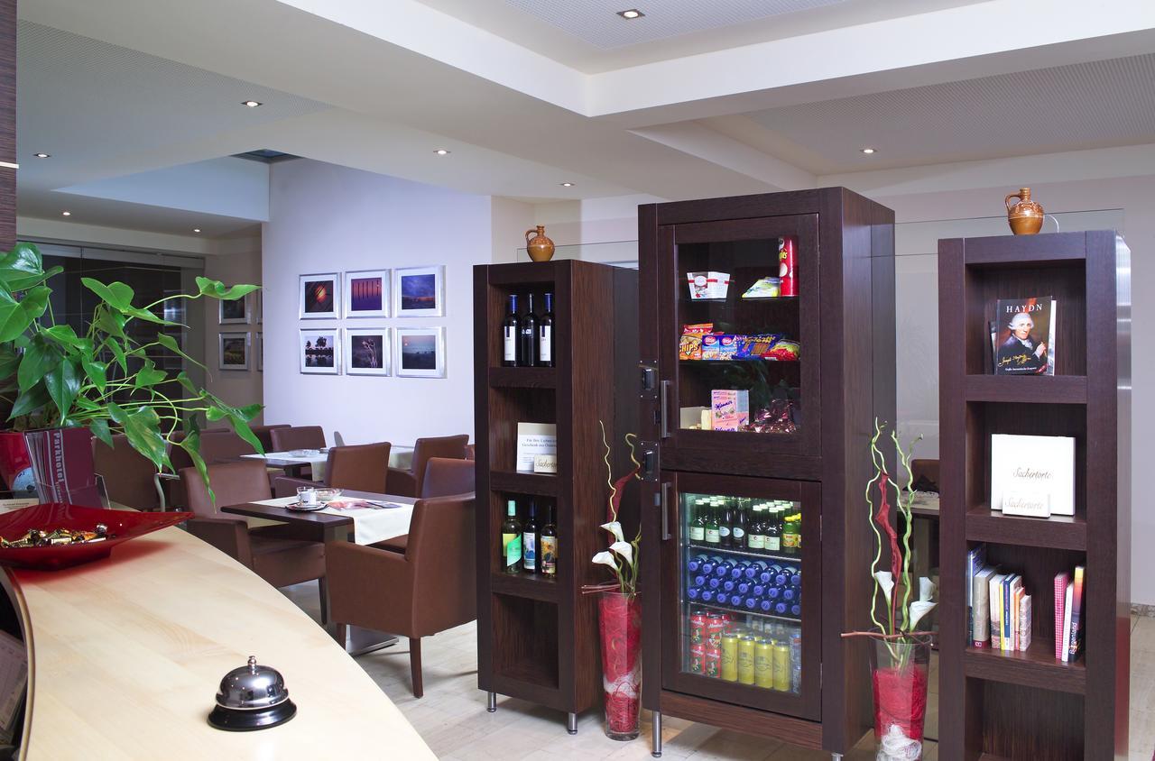 Parkhotel آيزنشتات المظهر الخارجي الصورة